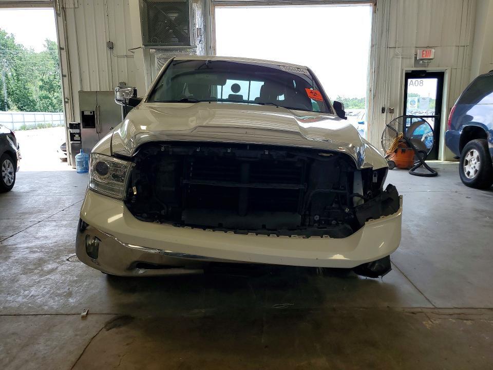 2016 RAM 1500 LARAMIE — Фото 5 из 13