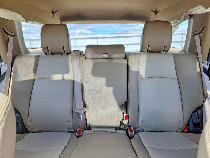 2016 TOYOTA 4RUNNER SR5 PREMIUM — Фото 10 из 13