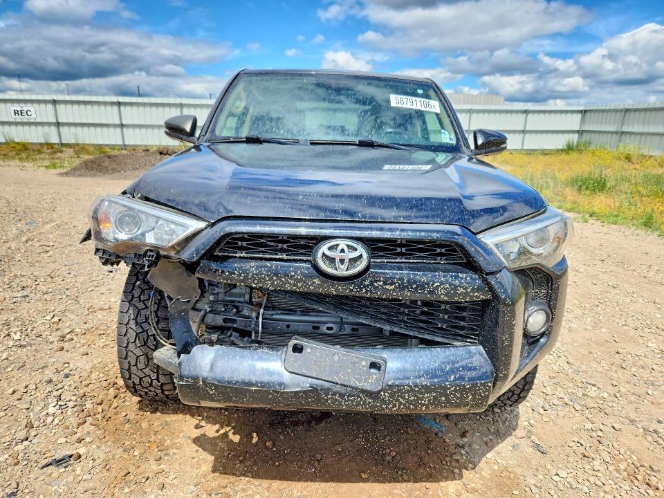 2016 TOYOTA 4RUNNER SR5 PREMIUM — Фото 5 из 13