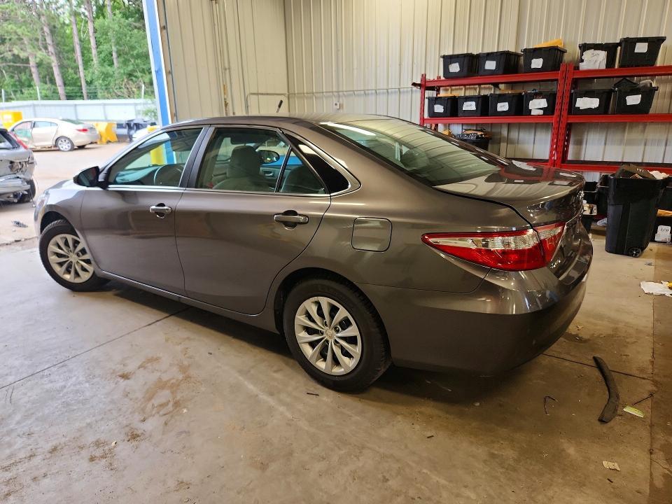 2016 TOYOTA CAMRY LE — Фото 2 из 12