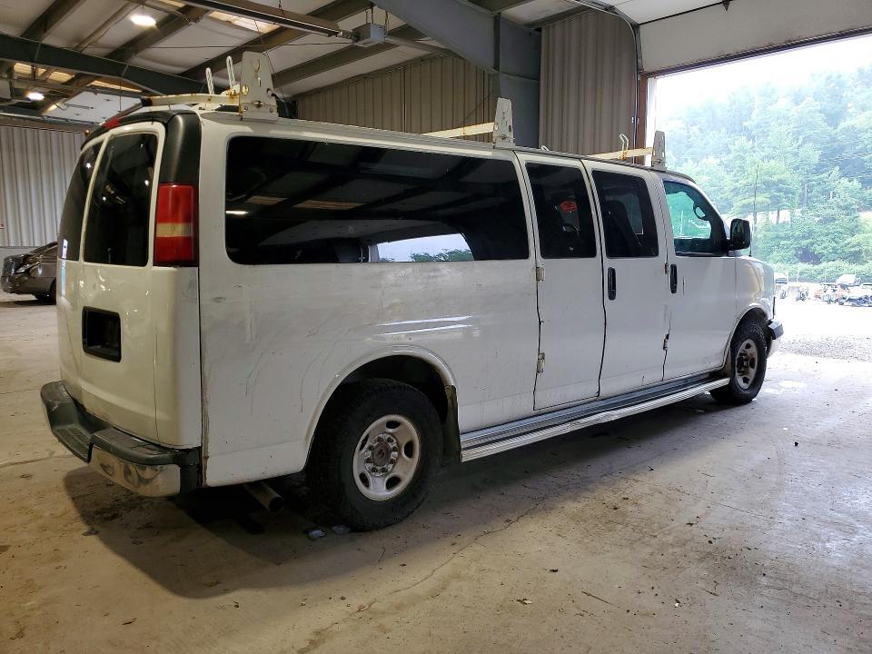 1GAHG39U071128466 2007 CHEVROLET EXPRESS G3500 photo no. 3