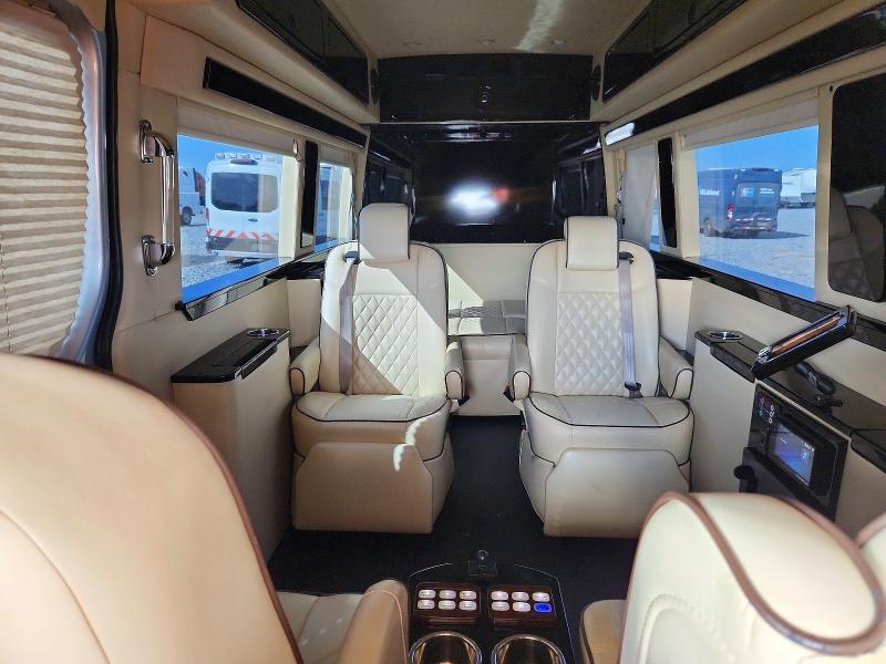 2015 MERCEDES-BENZ SPRINTER 2500 — Фото 10 из 13