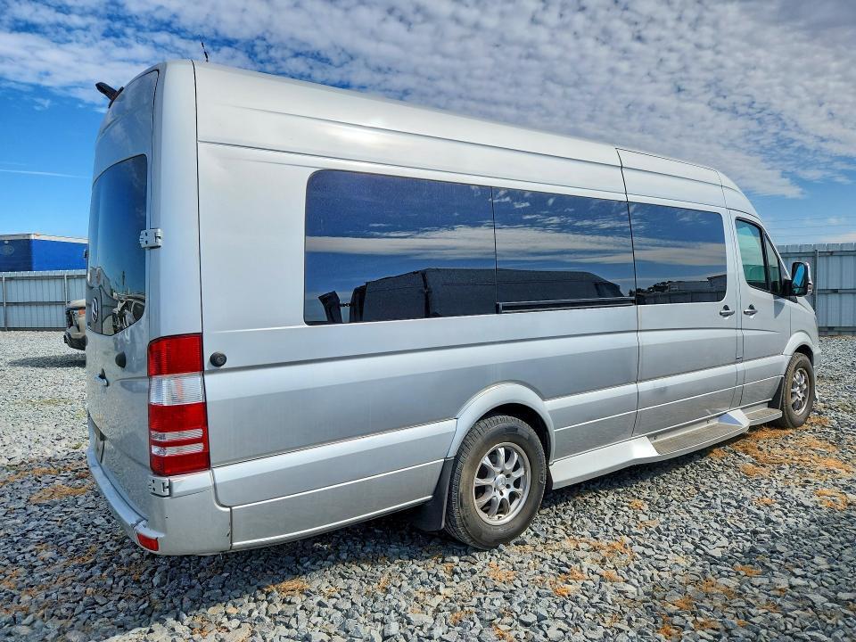 2015 MERCEDES-BENZ SPRINTER 2500 — Фото 3 из 13