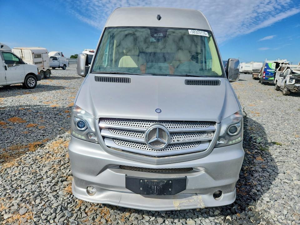 2015 MERCEDES-BENZ SPRINTER 2500 — Фото 5 из 13