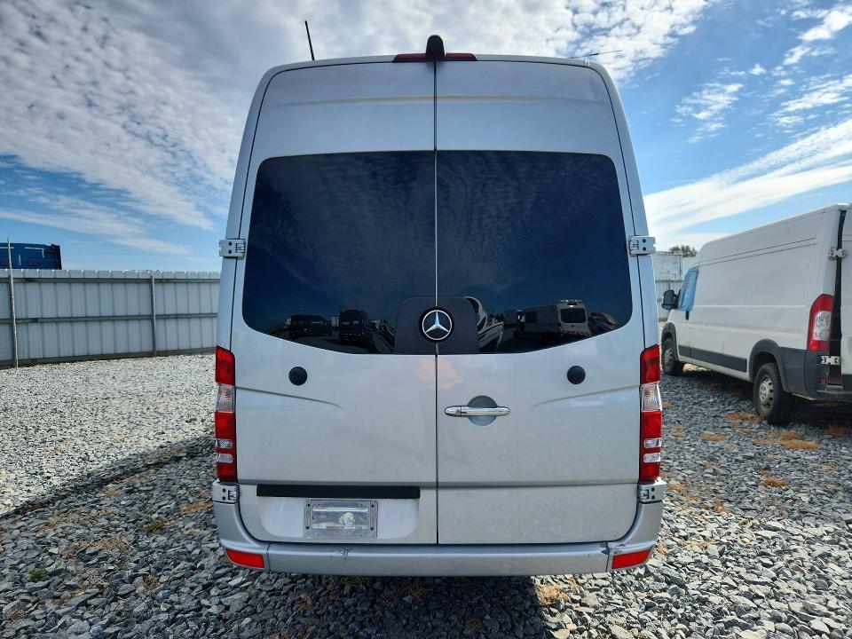 2015 MERCEDES-BENZ SPRINTER 2500 — Фото 6 из 13