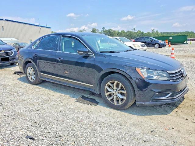 2016 VOLKSWAGEN PASSAT S — Фото 4 из 13