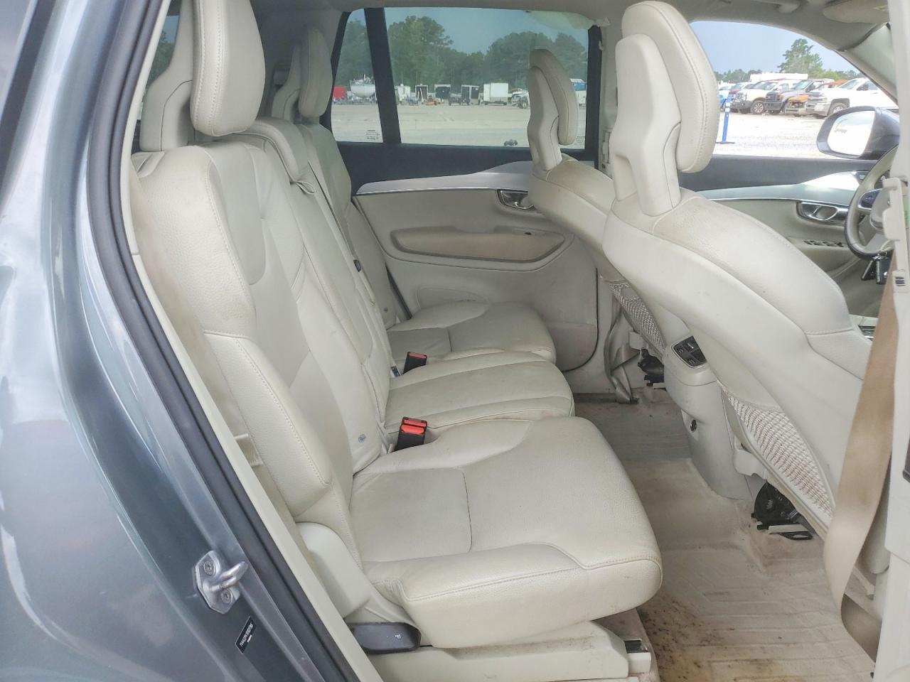 2016 VOLVO XC90 T6 — Фото 11 из 13