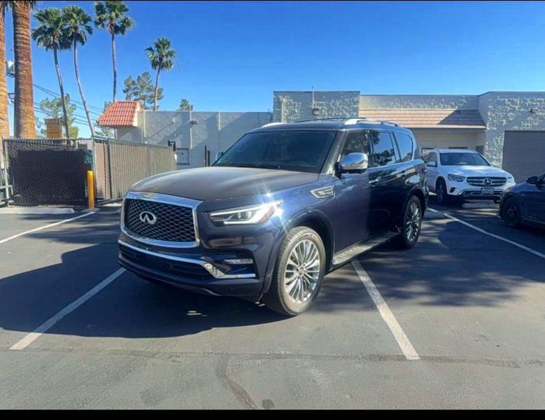 2019 INFINITI QX80 LUXE — Фото 2 из 10