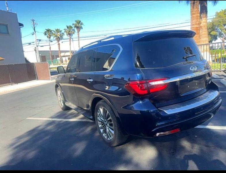 2019 INFINITI QX80 LUXE — Фото 3 из 10