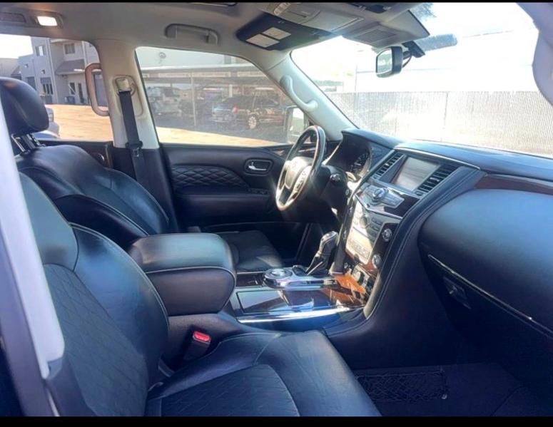 2019 INFINITI QX80 LUXE — Фото 5 из 10