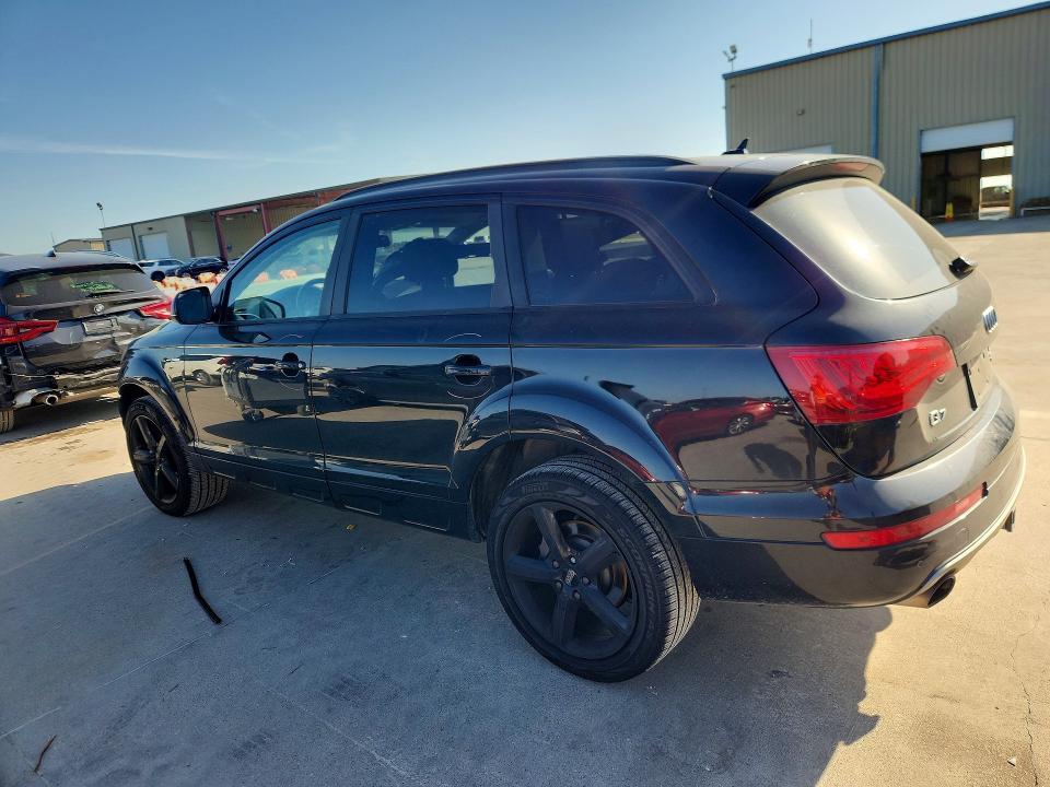WA1LGAFEXFD025890 2015 AUDI Q7 photo no. 2