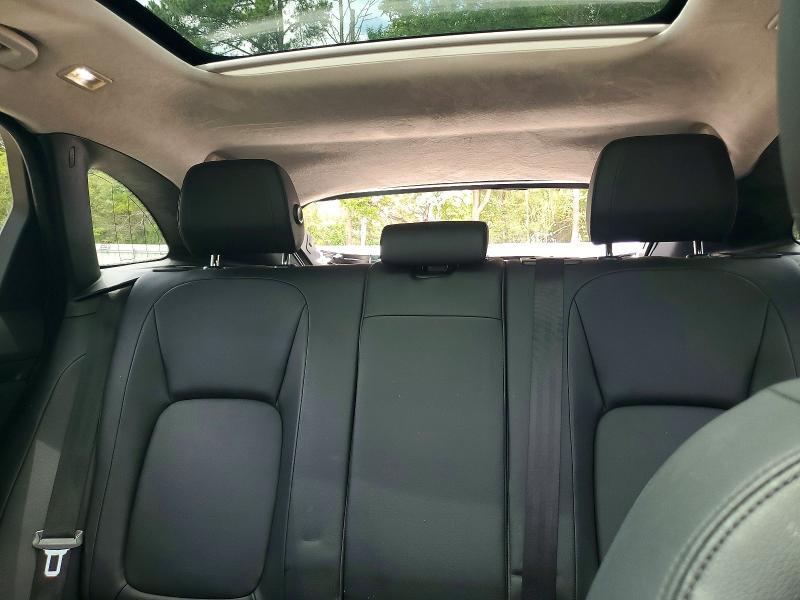 2019 JAGUAR F-PACE PREMIUM — Фото 10 из 14