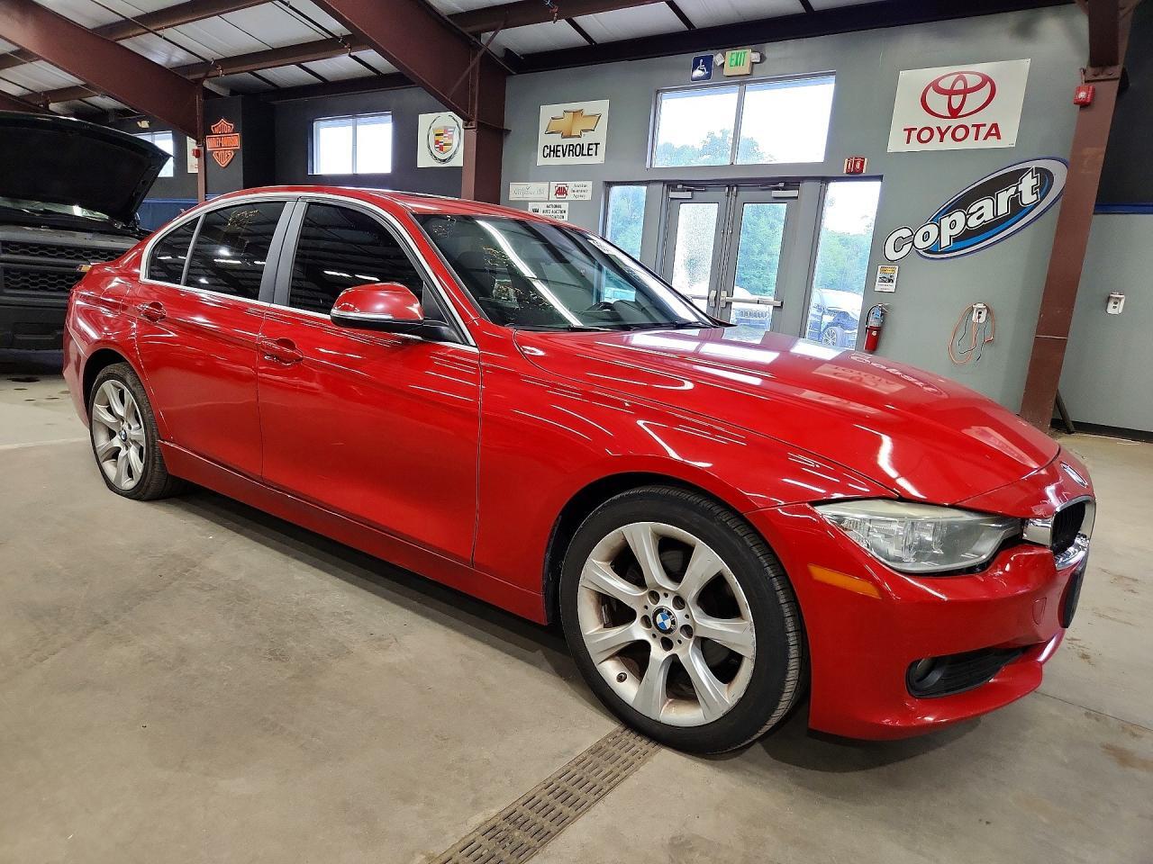 2015 BMW 320 I XDRIVE — Фото 4 из 12