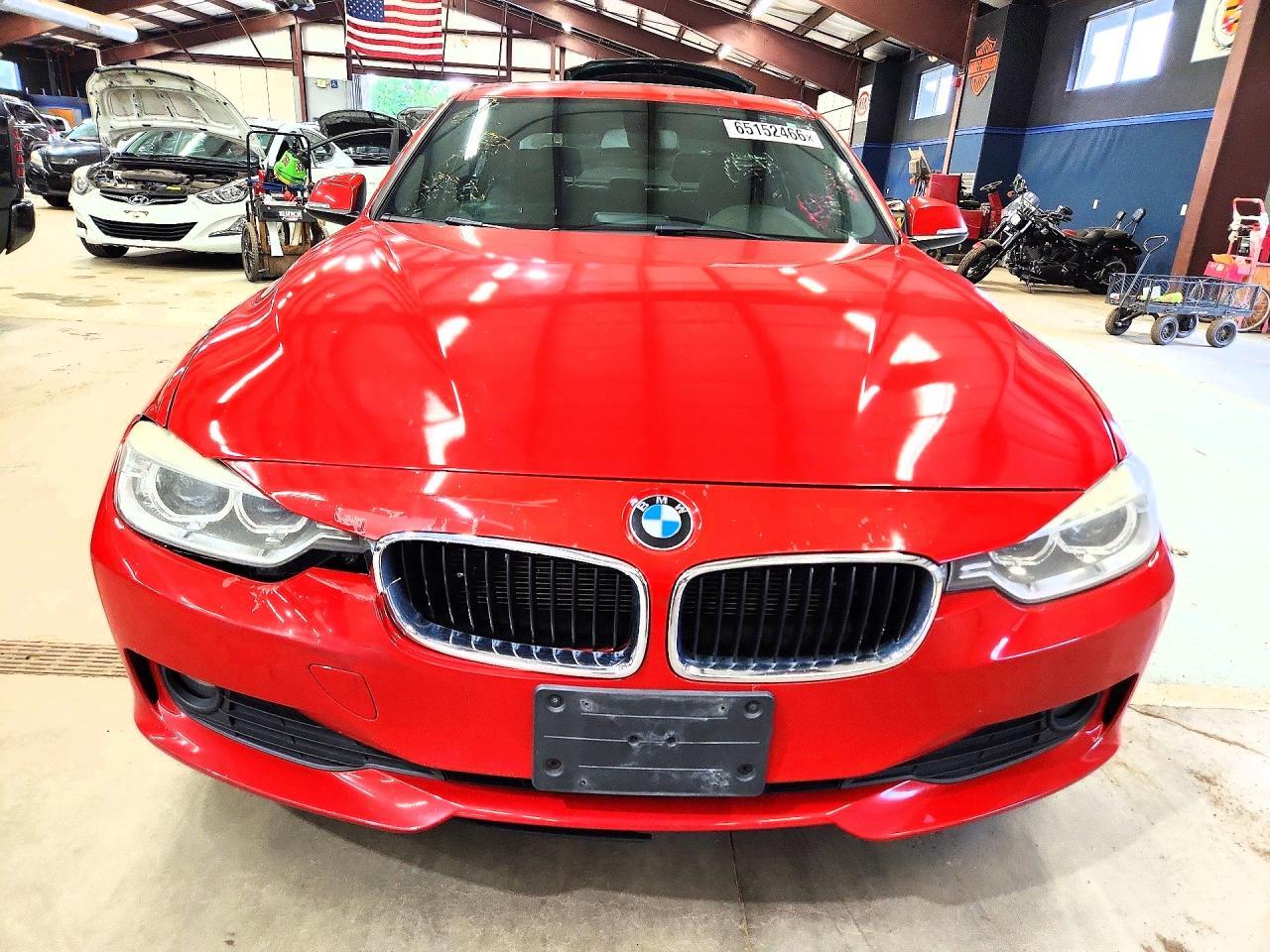 2015 BMW 320 I XDRIVE — Фото 5 из 12