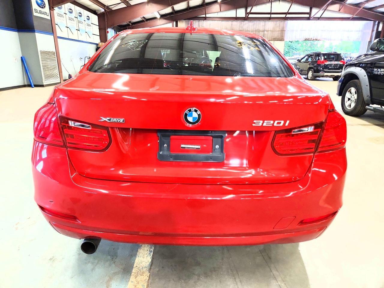 2015 BMW 320 I XDRIVE — Фото 6 из 12