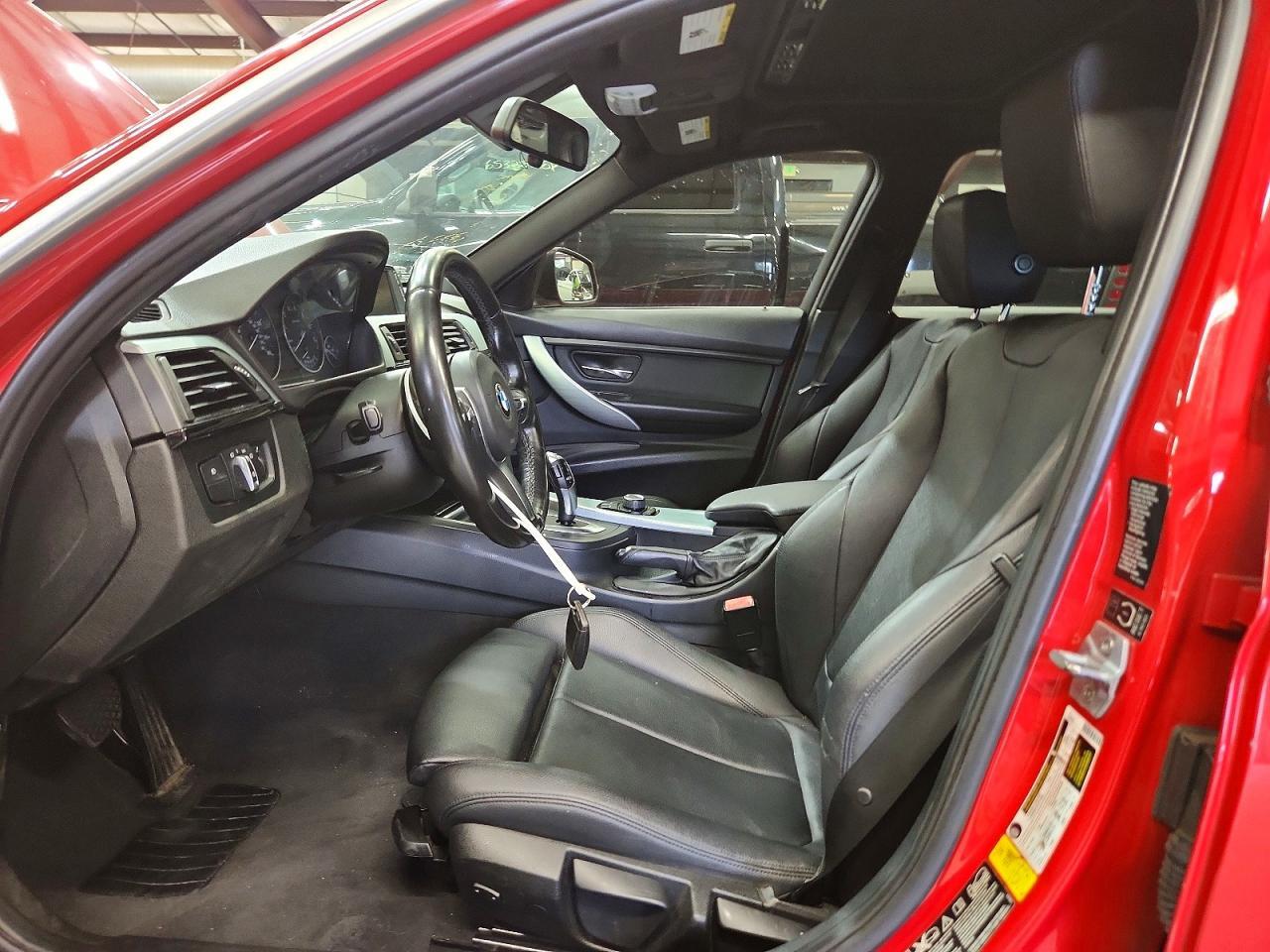 2015 BMW 320 I XDRIVE — Фото 7 из 12