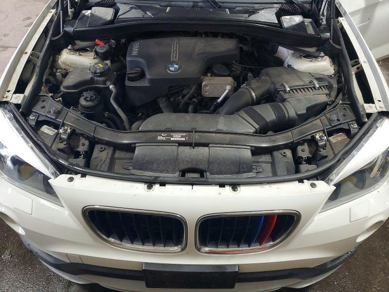 2015 BMW X1 XDRIVE28I — Фото 12 из 13