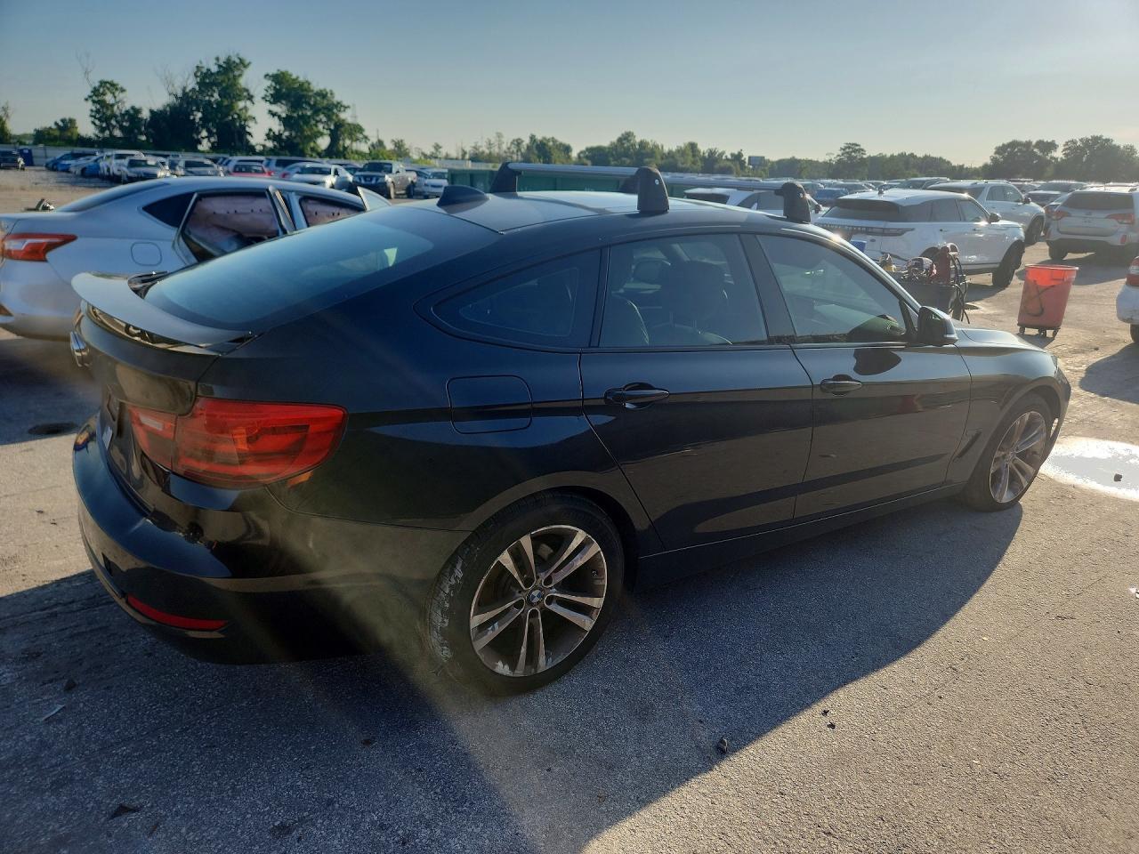 2015 BMW 328 XIGT — Фото 3 из 12