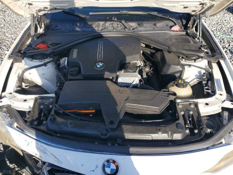 2015 BMW 320 I — Фото 11 из 12