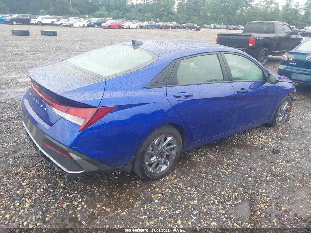 KMHLM4DG4RU689851 2024 HYUNDAI ELANTRA photo no. 4