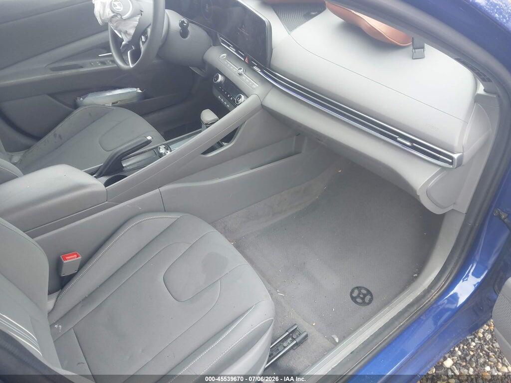 KMHLM4DG4RU689851 2024 HYUNDAI ELANTRA photo no. 5