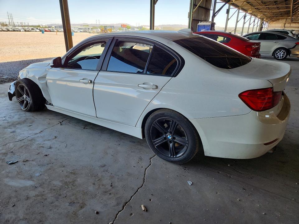 WBA3A5C59CF343385 2012 BMW 328 photo no. 2