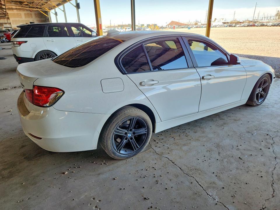 WBA3A5C59CF343385 2012 BMW 328 photo no. 3
