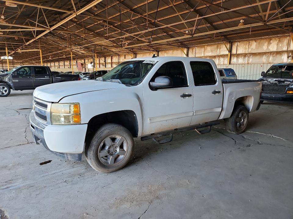 3GCUCUEJXBG127127 2011 CHEVROLET SILVERADO photo no. 1