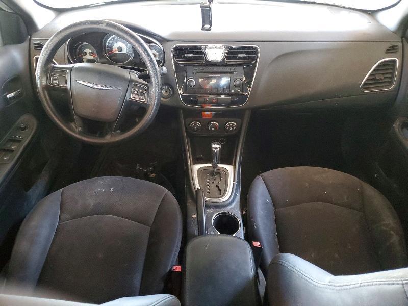 2014 CHRYSLER 200 LX — Фото 8 из 12