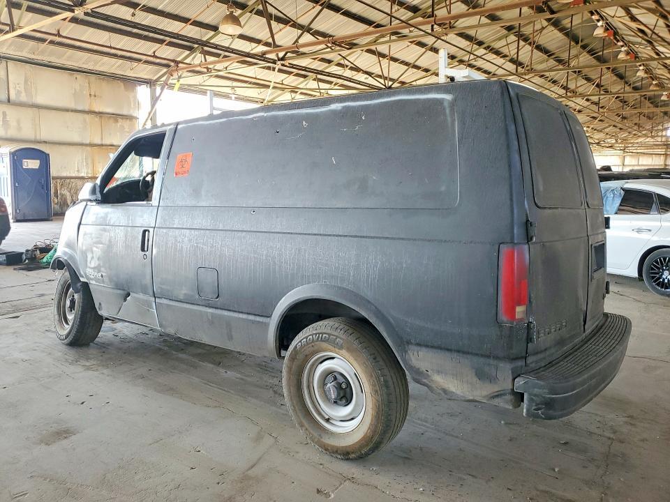 2000 GMC SAFARI XT — Фото 2 из 12