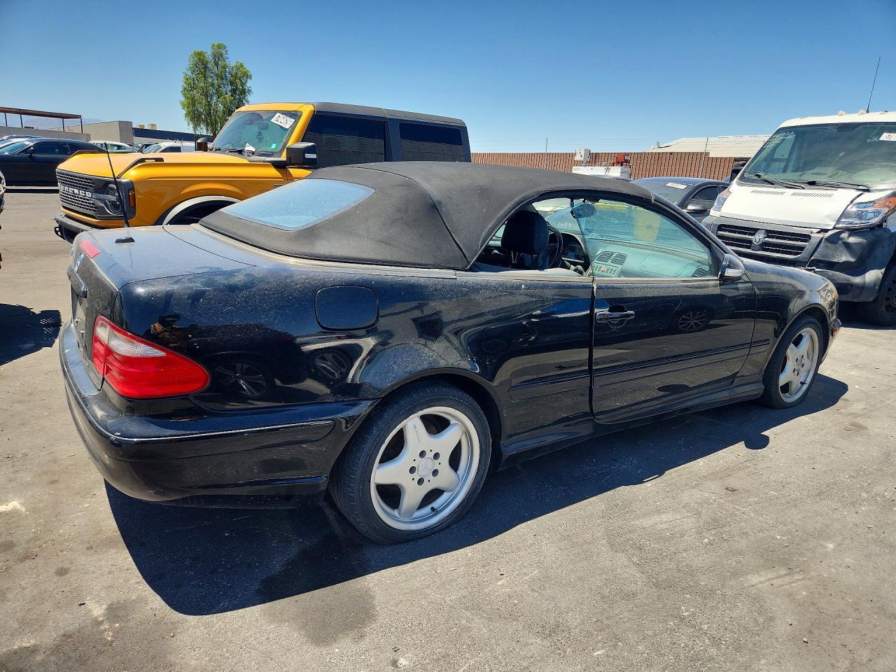 2001 MERCEDES-BENZ CLK 430 — Фото 3 из 12