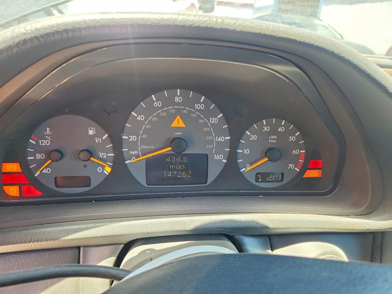2001 MERCEDES-BENZ CLK 430 — Фото 9 из 12