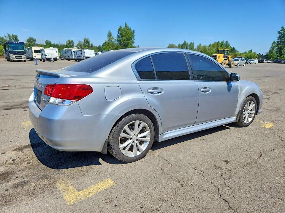2013 SUBARU LEGACY 2.5I PREMIUM — Фото 3 из 12