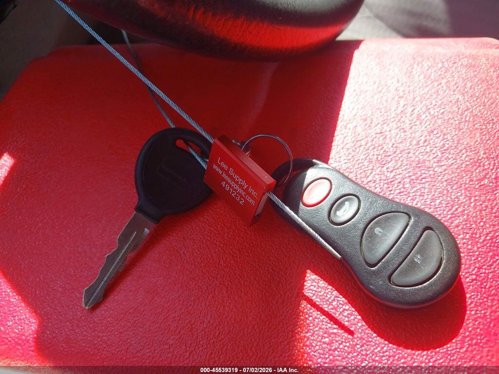 1J4GL48K24W237606 2004 JEEP LIBERTY photo no. 11
