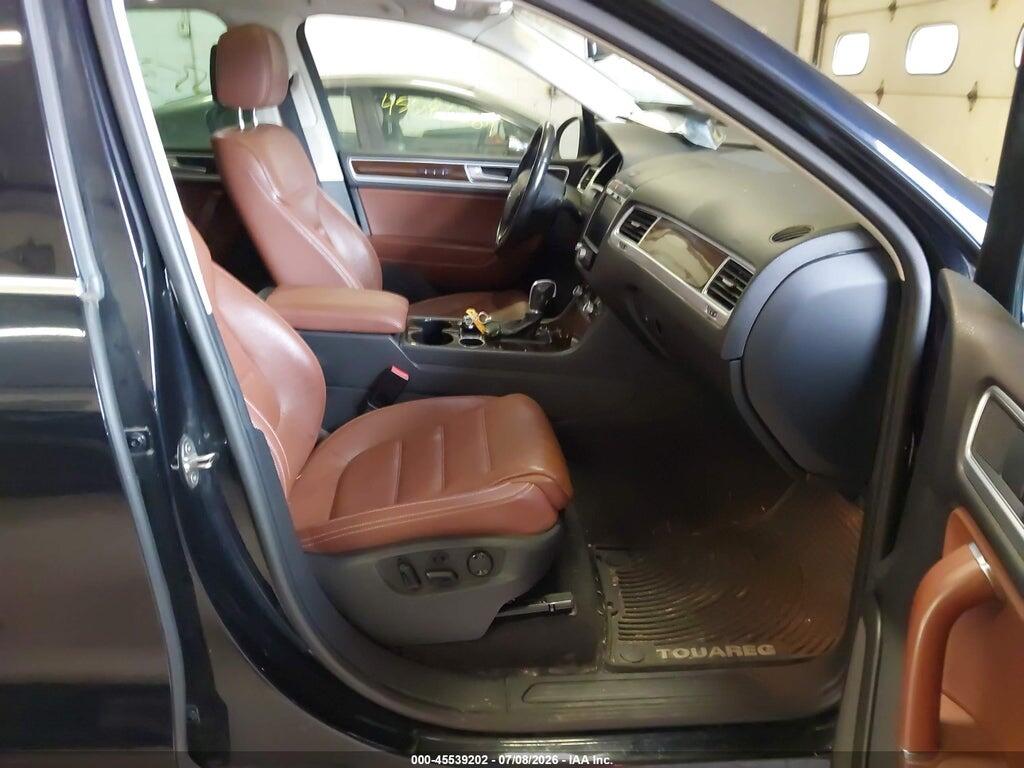 WVGEF9BP5GD012145 2016 VOLKSWAGEN TOUAREG photo no. 5