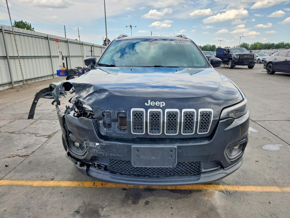 2019 JEEP CHEROKEE LATITUDE — Фото 5 из 13