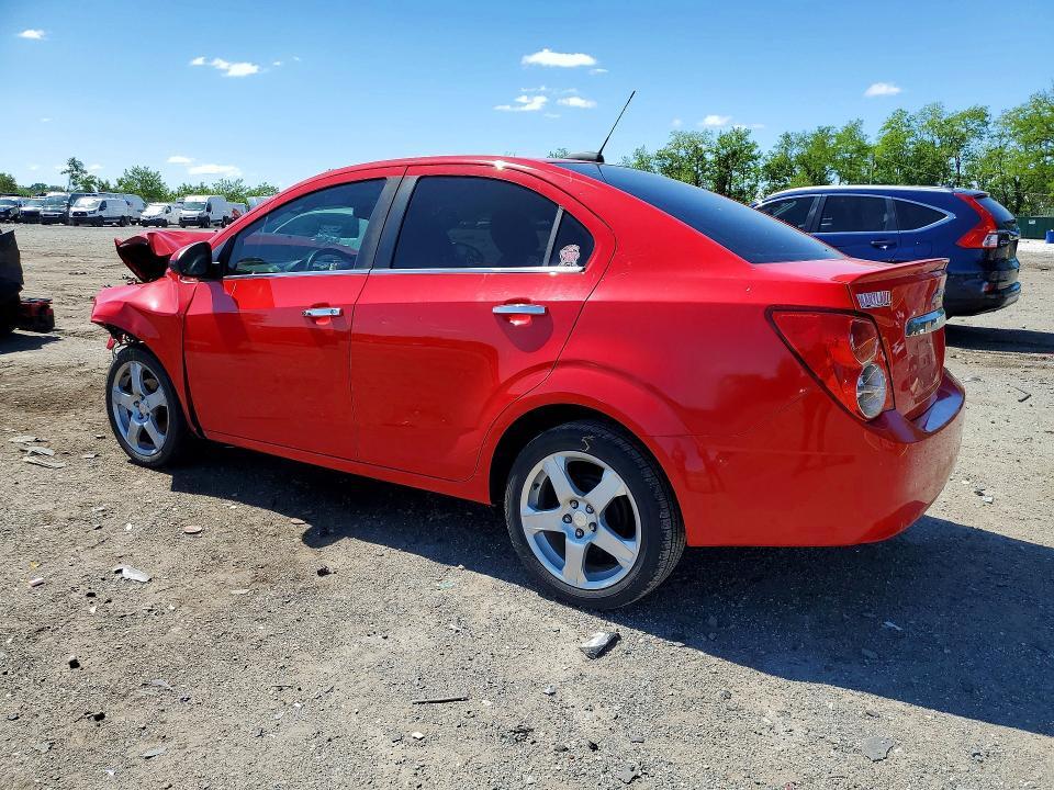 2015 CHEVROLET SONIC LTZ — Фото 2 из 13