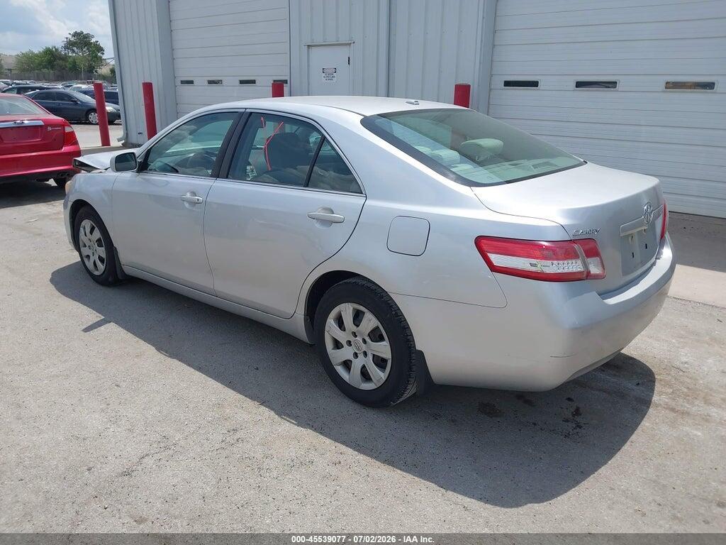 4T1BF3EK2AU065229 2010 TOYOTA CAMRY photo no. 3