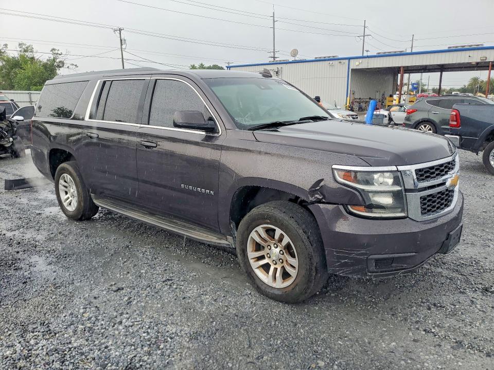 2015 CHEVROLET SUBURBAN C1500 LT — Фото 4 из 14