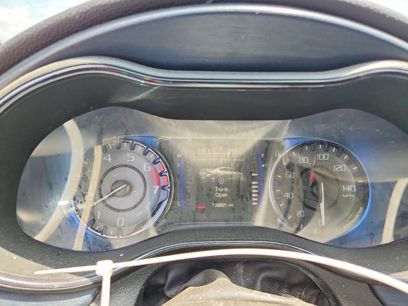 1C3CCCBBXFN717476 2015 CHRYSLER 200 photo no. 9