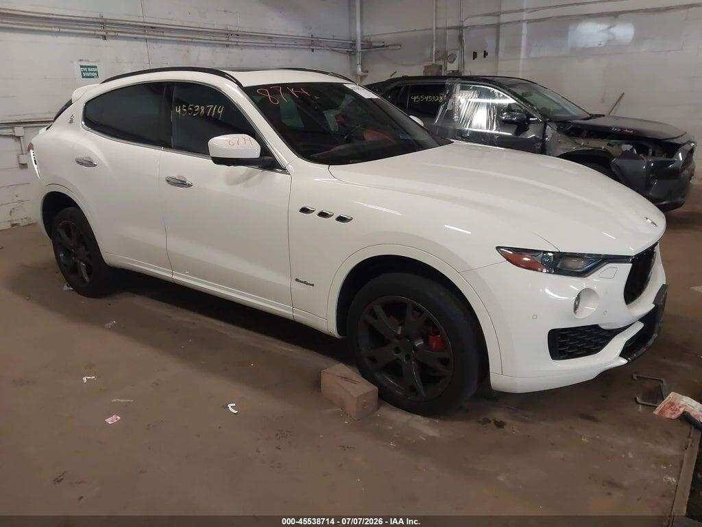 ZN661XUS9JX259587 2018 MASERATI LEVANTE photo no. 1