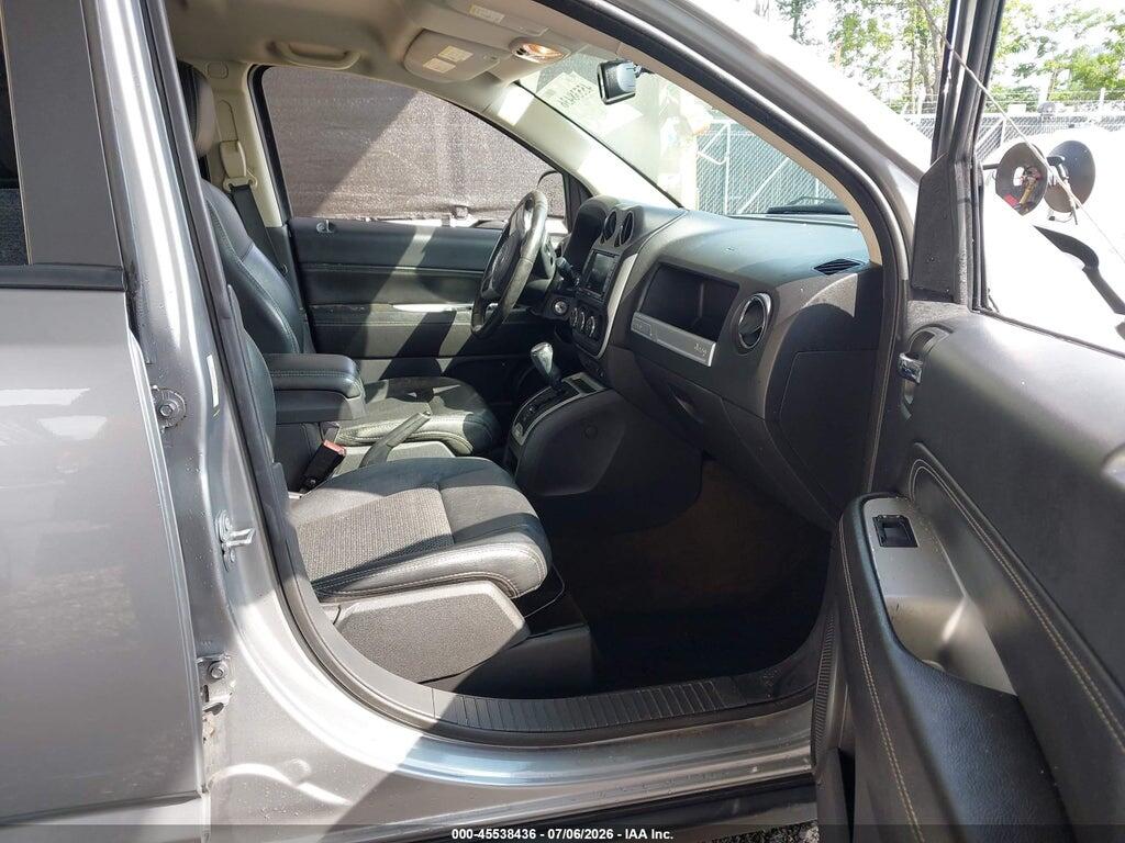 1C4NJCEB8HD130823 2017 JEEP COMPASS photo no. 5