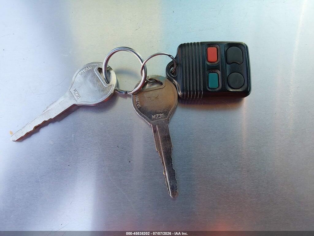 3FAKP1139YR154811 2000 FORD ESCORT photo no. 11