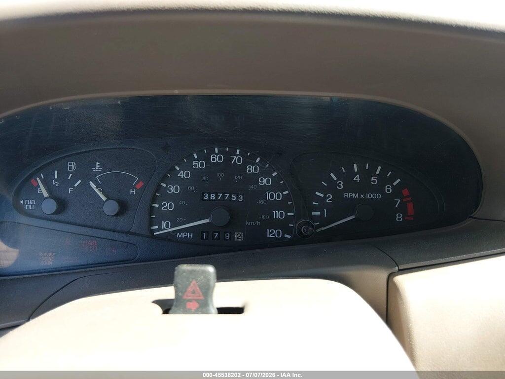 3FAKP1139YR154811 2000 FORD ESCORT photo no. 7