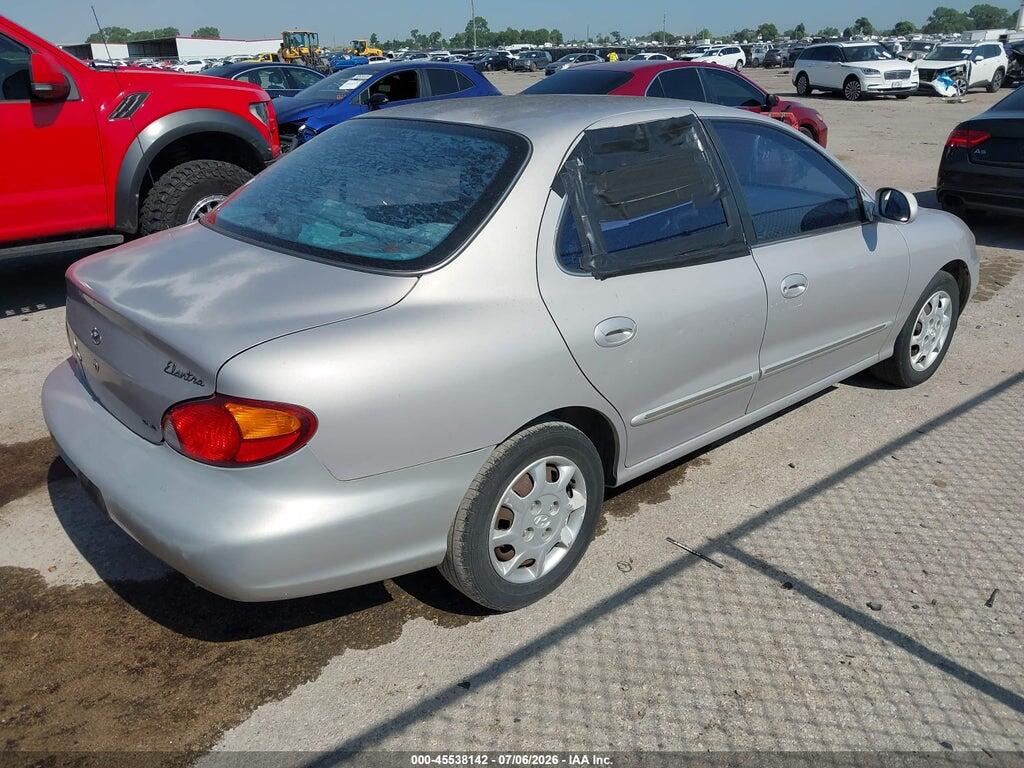 KMHJF35F1YU983157 2000 HYUNDAI ELANTRA photo no. 4