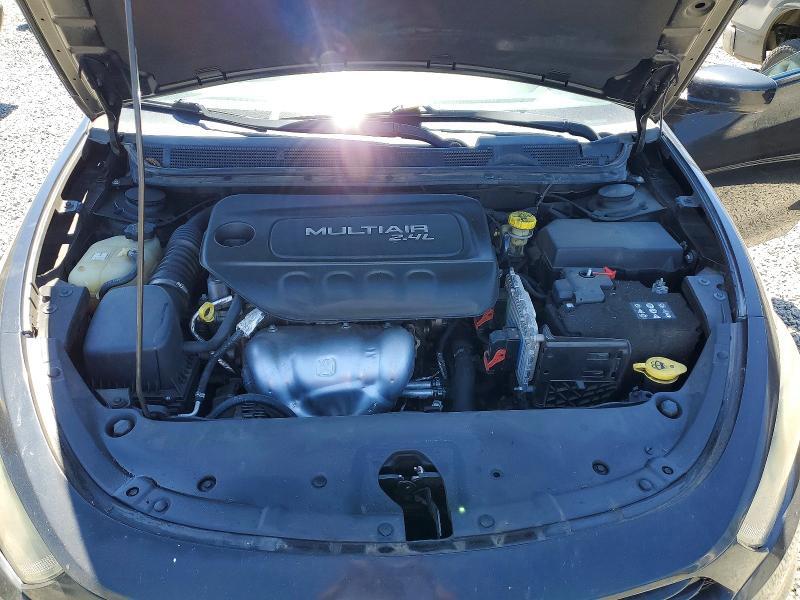 2015 DODGE DART SXT — Фото 11 из 12