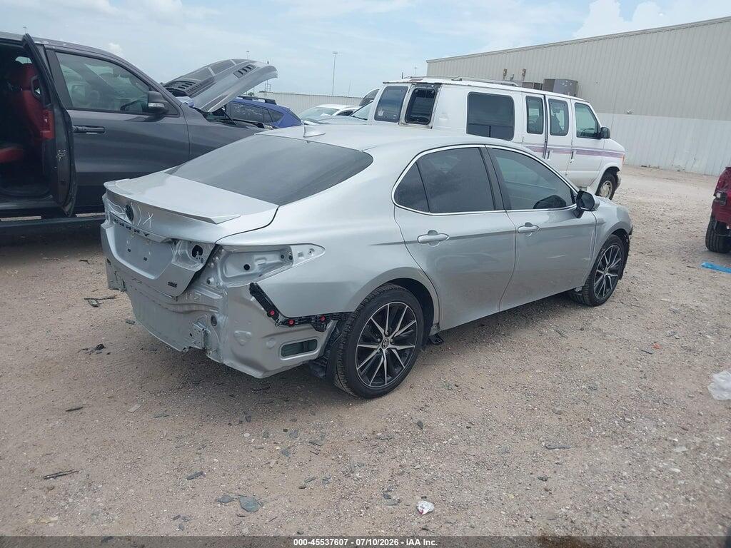 4T1G11AK9RU256916 2024 TOYOTA CAMRY photo no. 4
