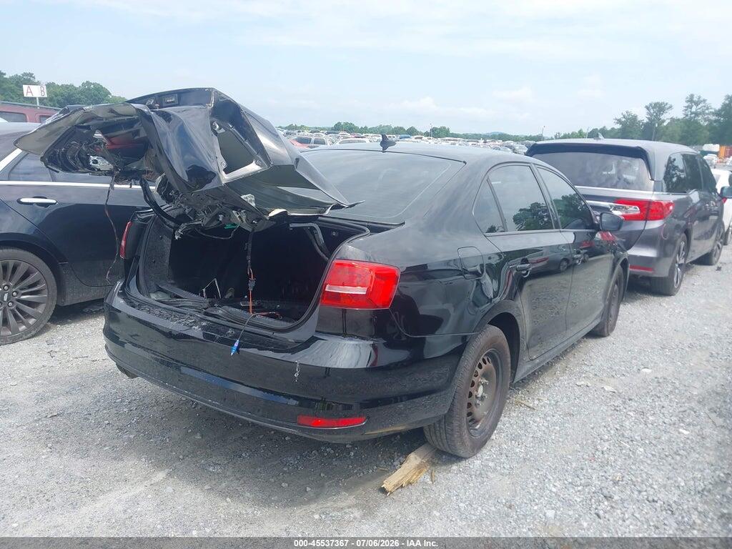 3VW2K7AJ3FM327062 2015 VOLKSWAGEN JETTA photo no. 4