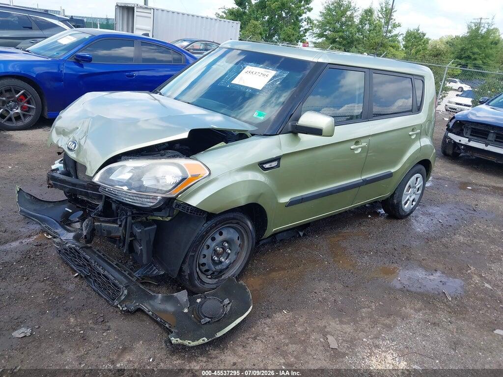 KNDJT2A58D7600165 2013 KIA SOUL photo no. 2