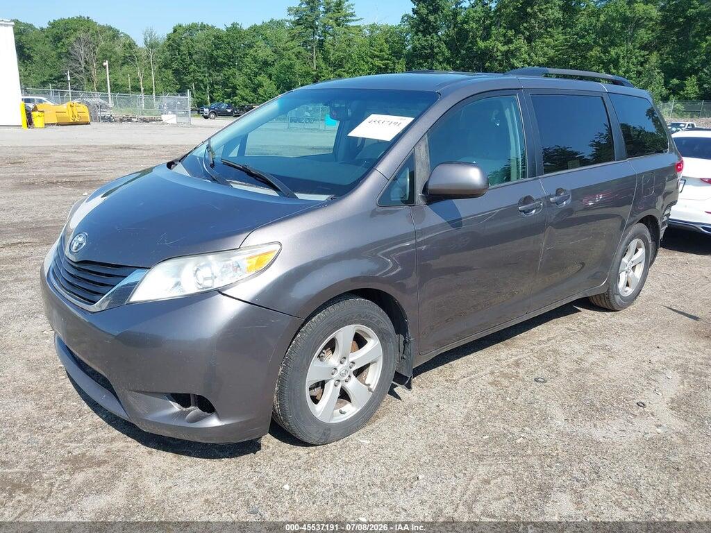 5TDKK3DCXDS349162 2013 TOYOTA SIENNA photo no. 2